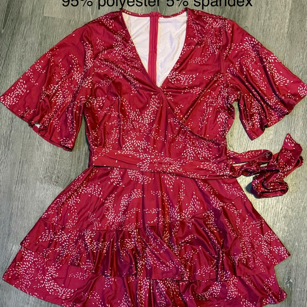 Zip up chic romper dress women’s medium